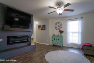 244 Blossom Ln, Elizabethtown, KY 42701