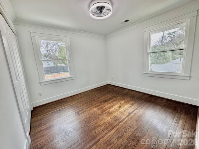 5635 Ruth Drive, Charlotte, NC 28215