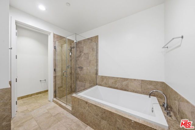 3223 W 6th Street 605, Los Angeles, CA 90020