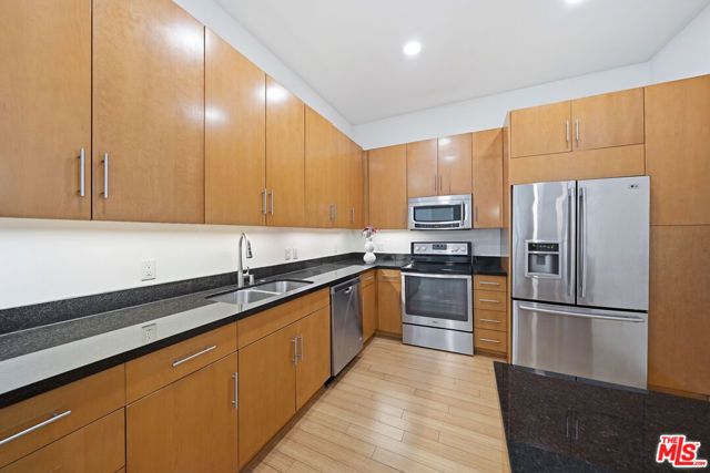 3223 W 6th Street 605, Los Angeles, CA 90020