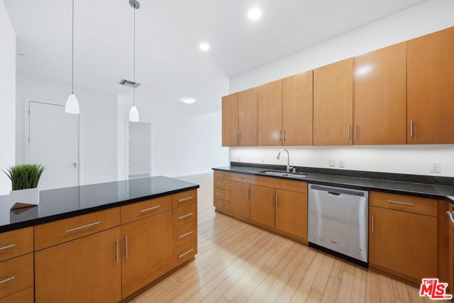 3223 W 6th Street 605, Los Angeles, CA 90020