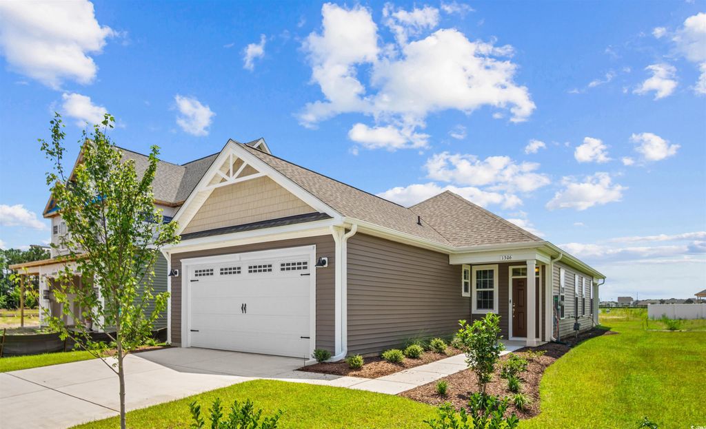 1306 Wykham Park Dr., Myrtle Beach, SC 29579