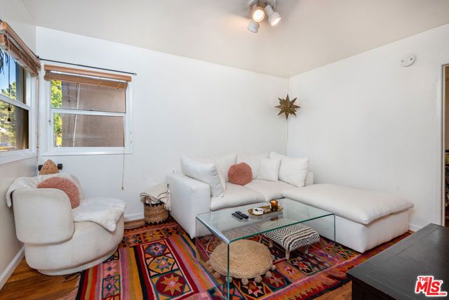 13013 Venice Boulevard, Los Angeles, CA 90066