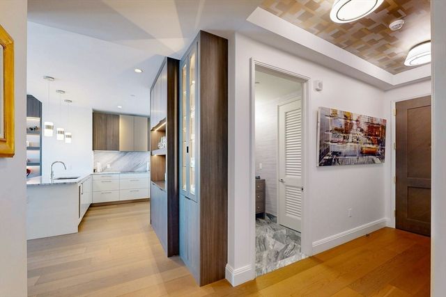 240 Devonshire Street 4505, Boston, MA 02110
