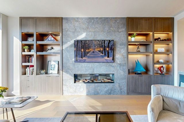 240 Devonshire Street 4505, Boston, MA 02110
