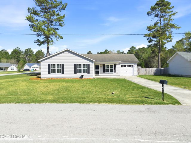 234 Sweet Gum Lane, Richlands, NC 28574