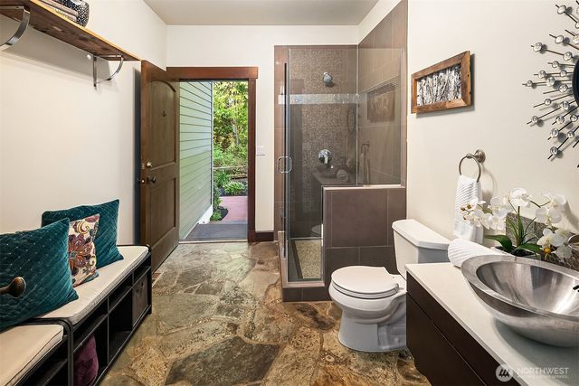 35909 SE 89th Place, Snoqualmie, WA 98065