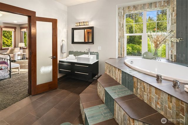 35909 SE 89th Place, Snoqualmie, WA 98065