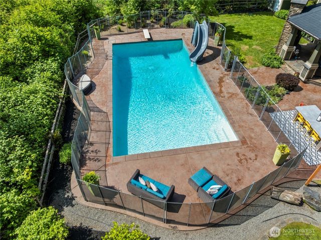 35909 SE 89th Place, Snoqualmie, WA 98065