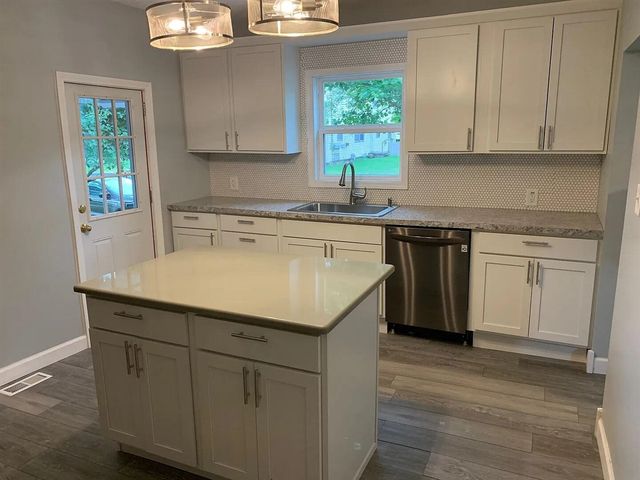 624 Veto Street, Grand Rapids, MI 49504
