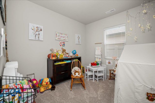 5904 W Youngstown Ln, Spokane, WA 99208