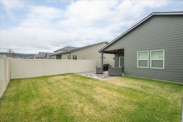 5904 W Youngstown Ln, Spokane, WA 99208