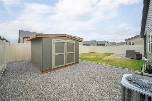 5904 W Youngstown Ln, Spokane, WA 99208