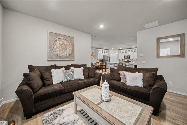 5904 W Youngstown Ln, Spokane, WA 99208