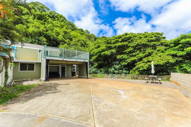 1865 Lanikeha Place, Pearl City, HI 96782