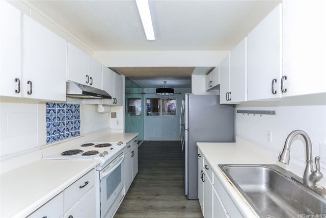 1865 Lanikeha Place, Pearl City, HI 96782
