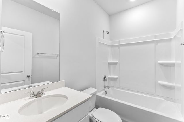 90 Muscovy Drive, Four Oaks, NC 27524