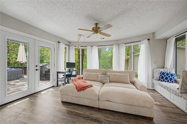 14 Kirkby Circle, Bella Vista, AR 72715
