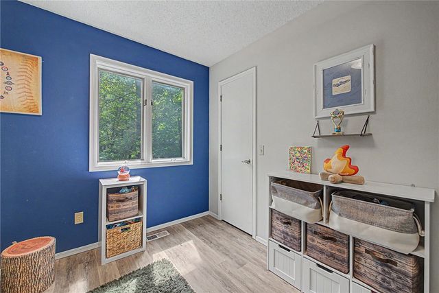 14 Kirkby Circle, Bella Vista, AR 72715