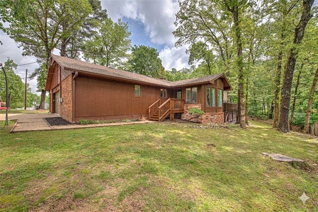 14 Kirkby Circle, Bella Vista, AR 72715