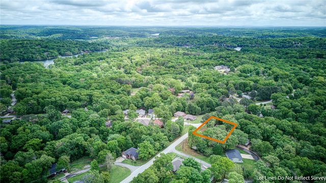 14 Kirkby Circle, Bella Vista, AR 72715