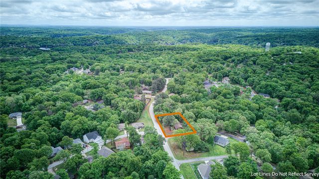14 Kirkby Circle, Bella Vista, AR 72715