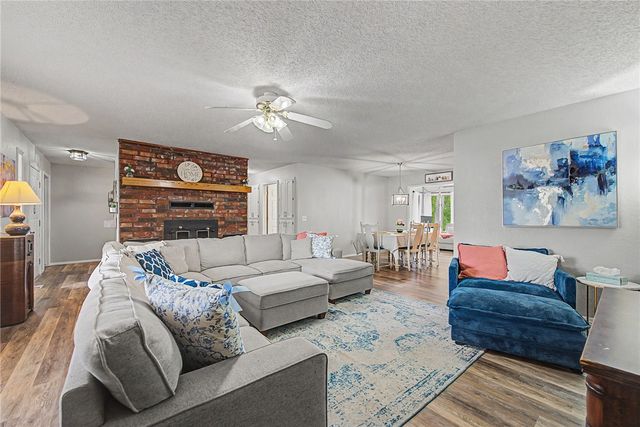 14 Kirkby Circle, Bella Vista, AR 72715