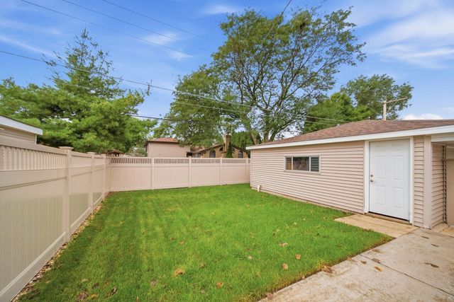 17736 S Ridgeland Avenue, Tinley Park, IL 60477