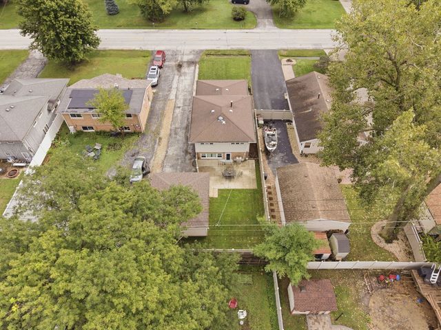 17736 S Ridgeland Avenue, Tinley Park, IL 60477