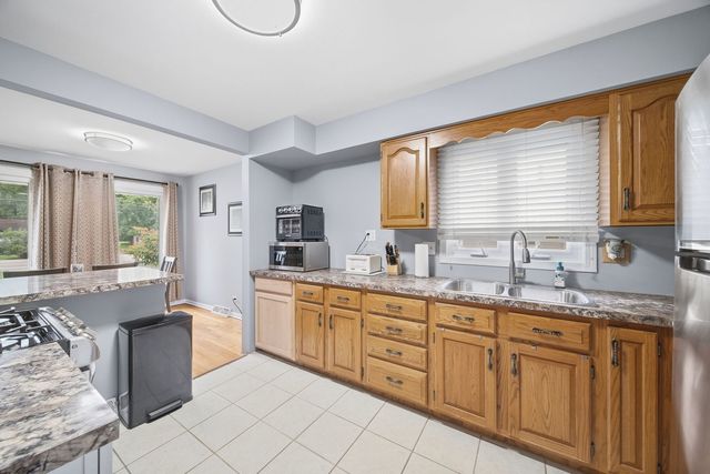 17736 S Ridgeland Avenue, Tinley Park, IL 60477
