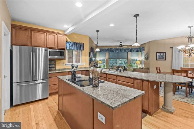 17 WATERVIEW DRIVE, Pilesgrove, NJ 08098