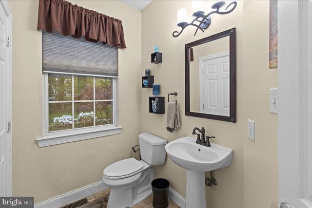 17 WATERVIEW DRIVE, Pilesgrove, NJ 08098