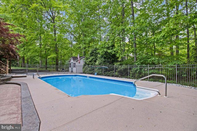 17 WATERVIEW DRIVE, Pilesgrove, NJ 08098