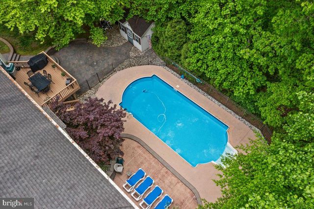 17 WATERVIEW DRIVE, Pilesgrove, NJ 08098