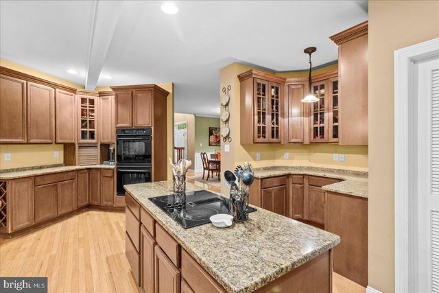 17 WATERVIEW DRIVE, Pilesgrove, NJ 08098