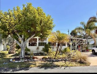 6857 SE Sourwood Drive #B02014, Stuart, FL 34997