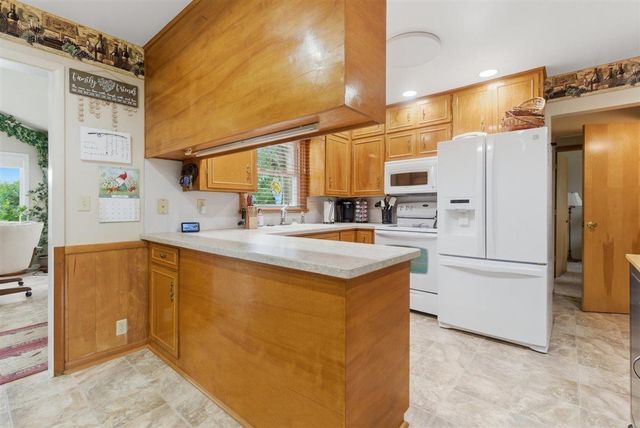 1314 Jersey Lane, Waterloo, IA 50701