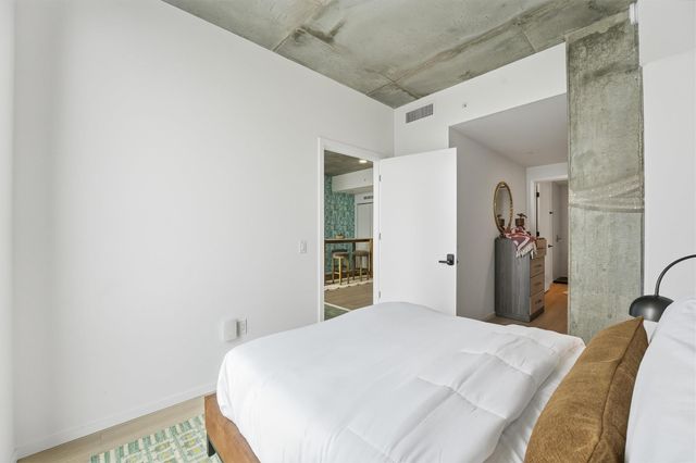 5501 La Branch Street 2310, Houston, TX 77004