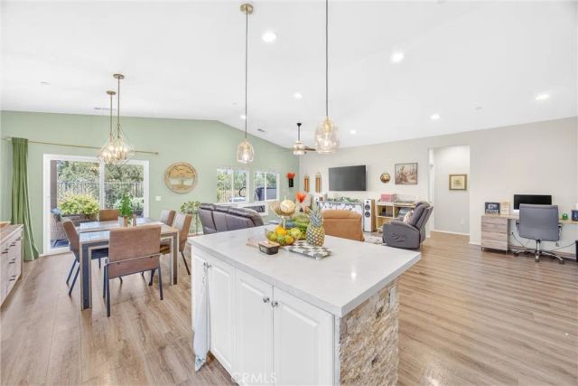 240 Country Club, Calimesa, CA 92320