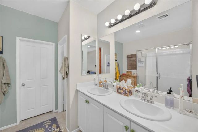 240 Country Club, Calimesa, CA 92320