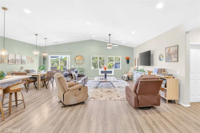 240 Country Club, Calimesa, CA 92320