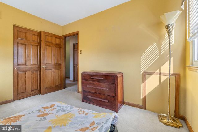 1842 TOMLINSON RD, Philadelphia, PA 19116