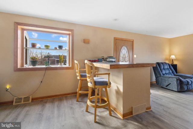 1842 TOMLINSON RD, Philadelphia, PA 19116