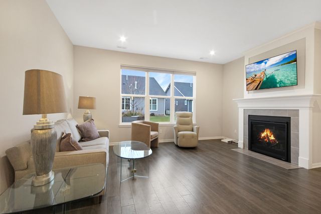 2901 Hillard Street, Valparaiso, IN 46383