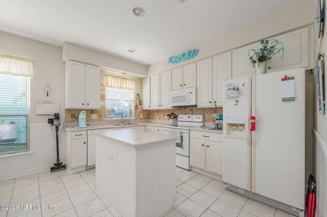 687 SAND ISLES Circle, Ponte Vedra Beach, FL 32082