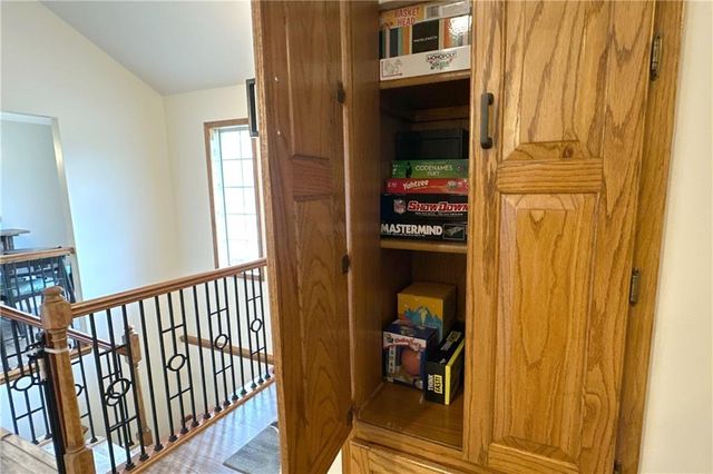 700 NE Hunters Ridge, Lee's Summit, MO 64086