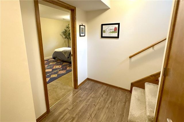 700 NE Hunters Ridge, Lee's Summit, MO 64086