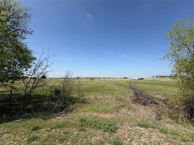 717 Smith Road, Ponder, TX 76259