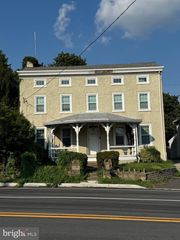 661 RIDGE PIKE, Lafayette Hill, PA 19444