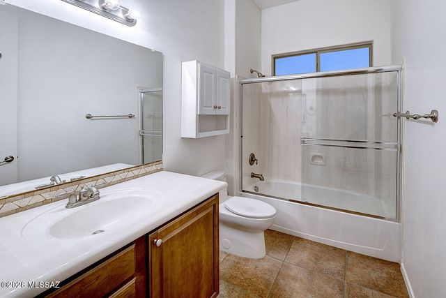 1367 S Madera Reserve Drive, Green Valley, AZ 85614